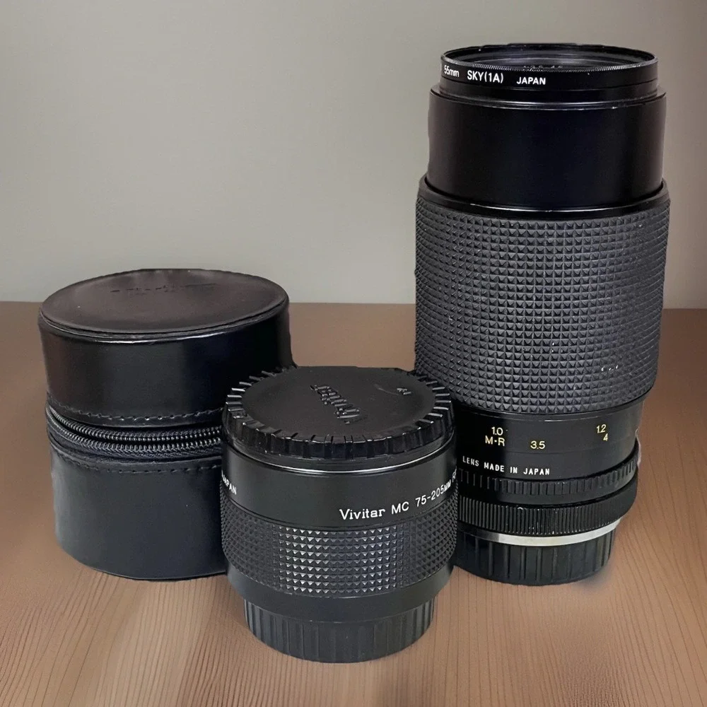 Vivitar Lenses MC 75-205mm 2X Matched Multiplier F/3.5-4.5 Case Made In JAPAN